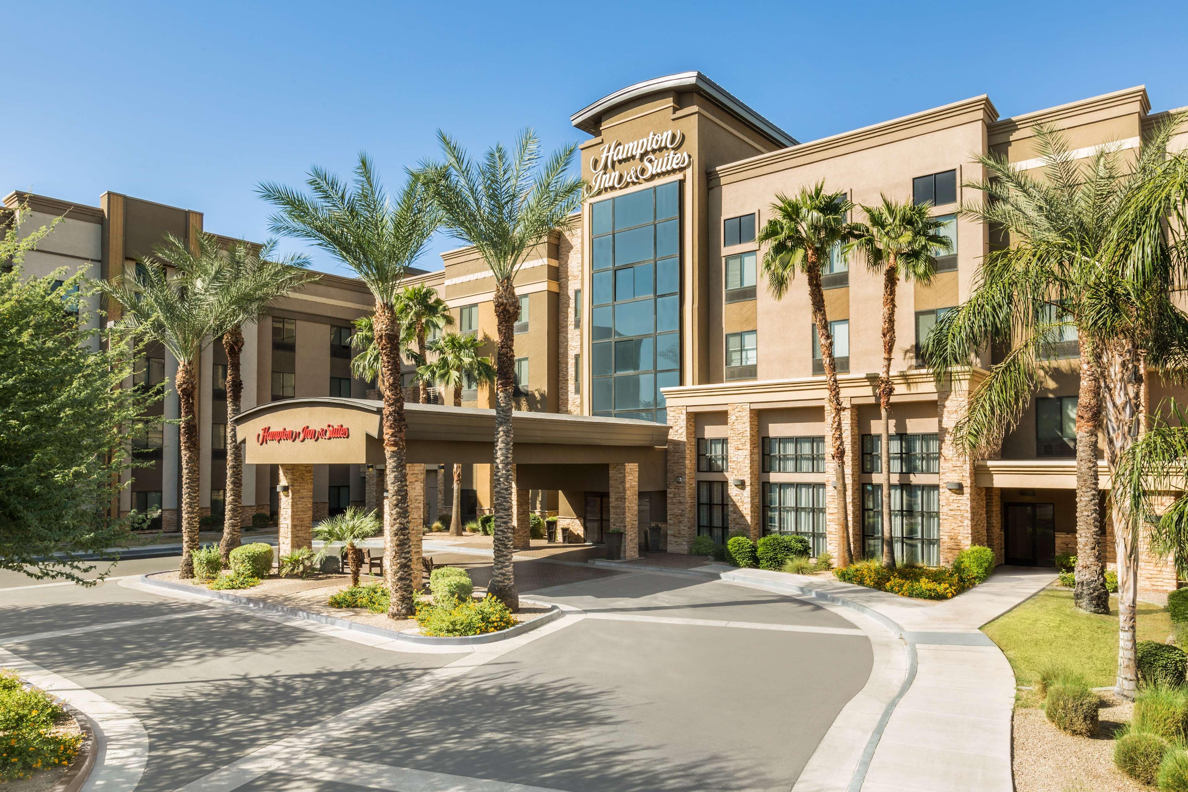Hampton Inn&suites Phoenix Glendale-westgate Hotel 3*