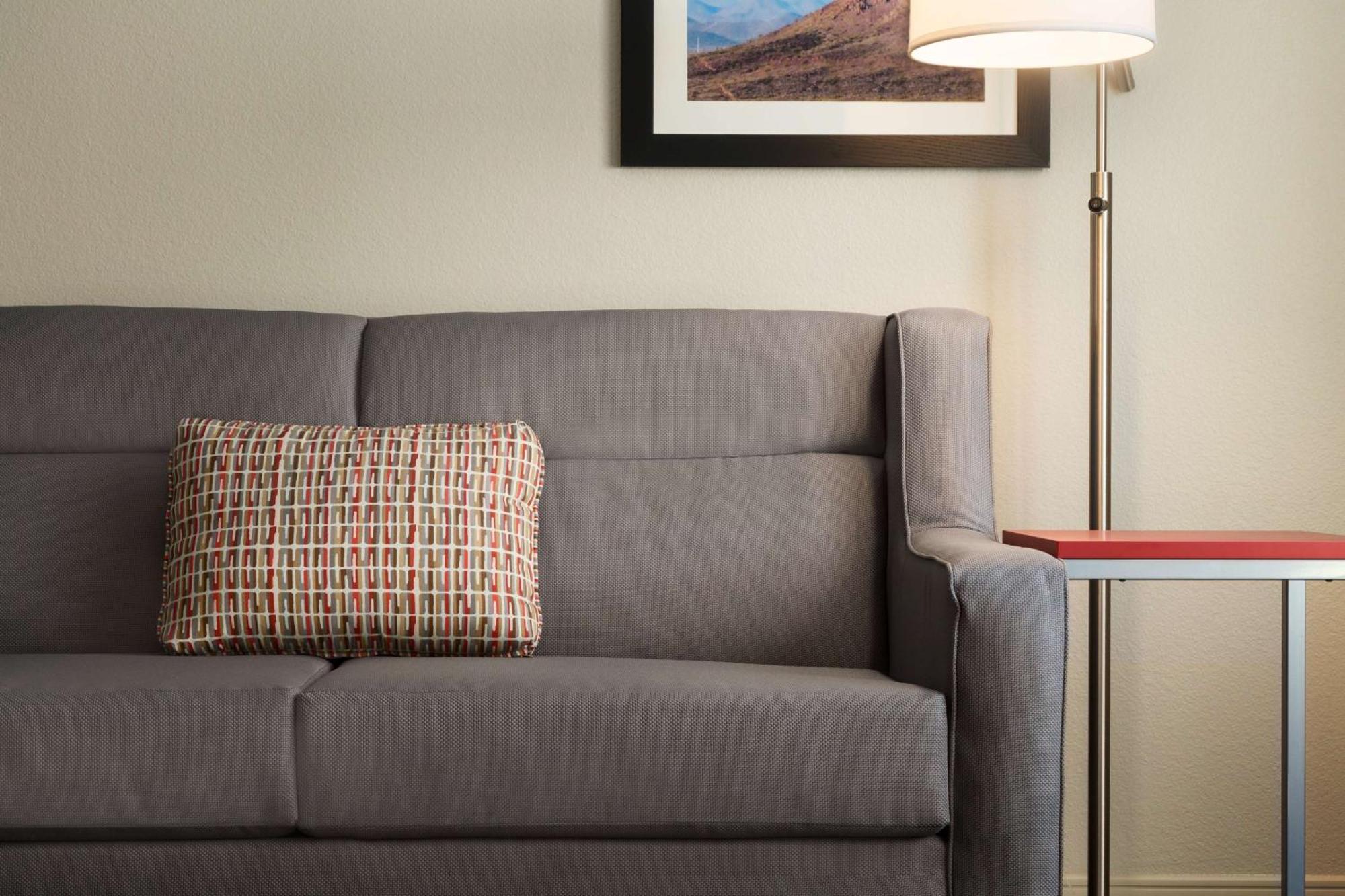 Hotel Hampton Inn&suites Phoenix Glendale-westgate 3*