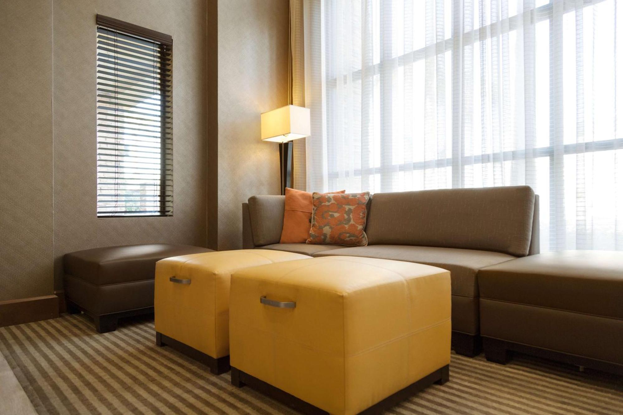 Hampton Inn&suites Phoenix Glendale-westgate Glendale