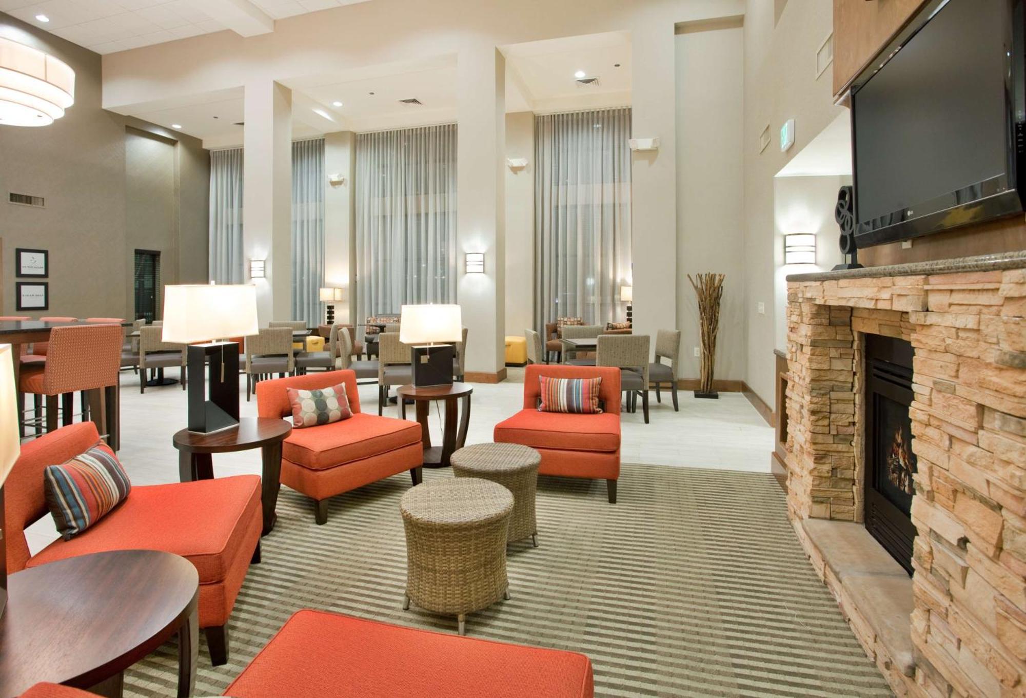 Hampton Inn&suites Phoenix Glendale-westgate